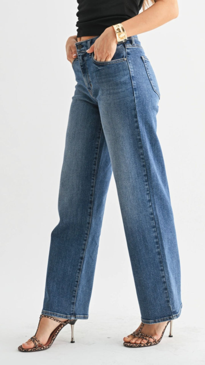 Mid Rise Medium Wash Full Length Straight Jeans