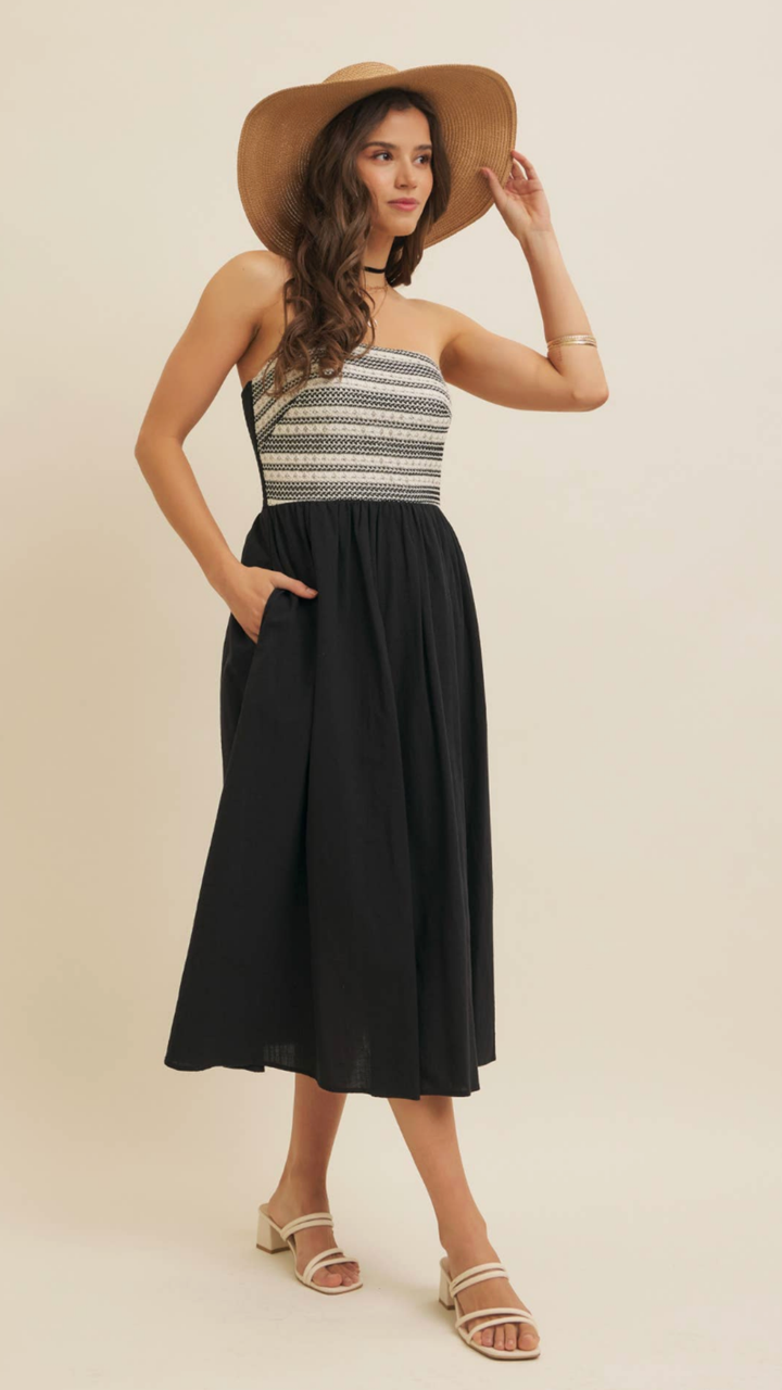 Crochet Contrast Tube Top Midi Dress With Pockets