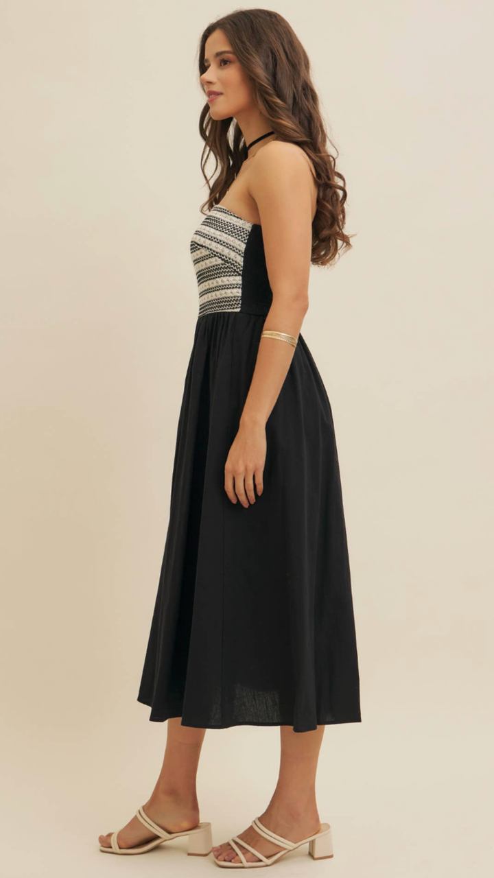 Crochet Contrast Tube Top Midi Dress With Pockets