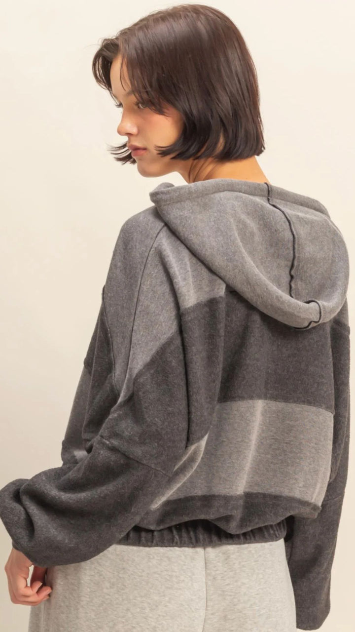 Contrasting Charcoal Elasticized Waist Hoodie