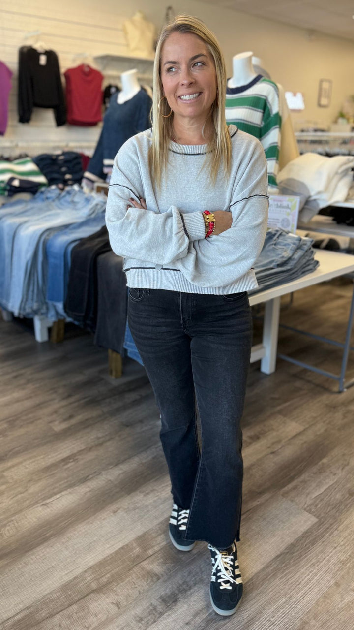 Light Gray Contrast Seam Pullover Sweater