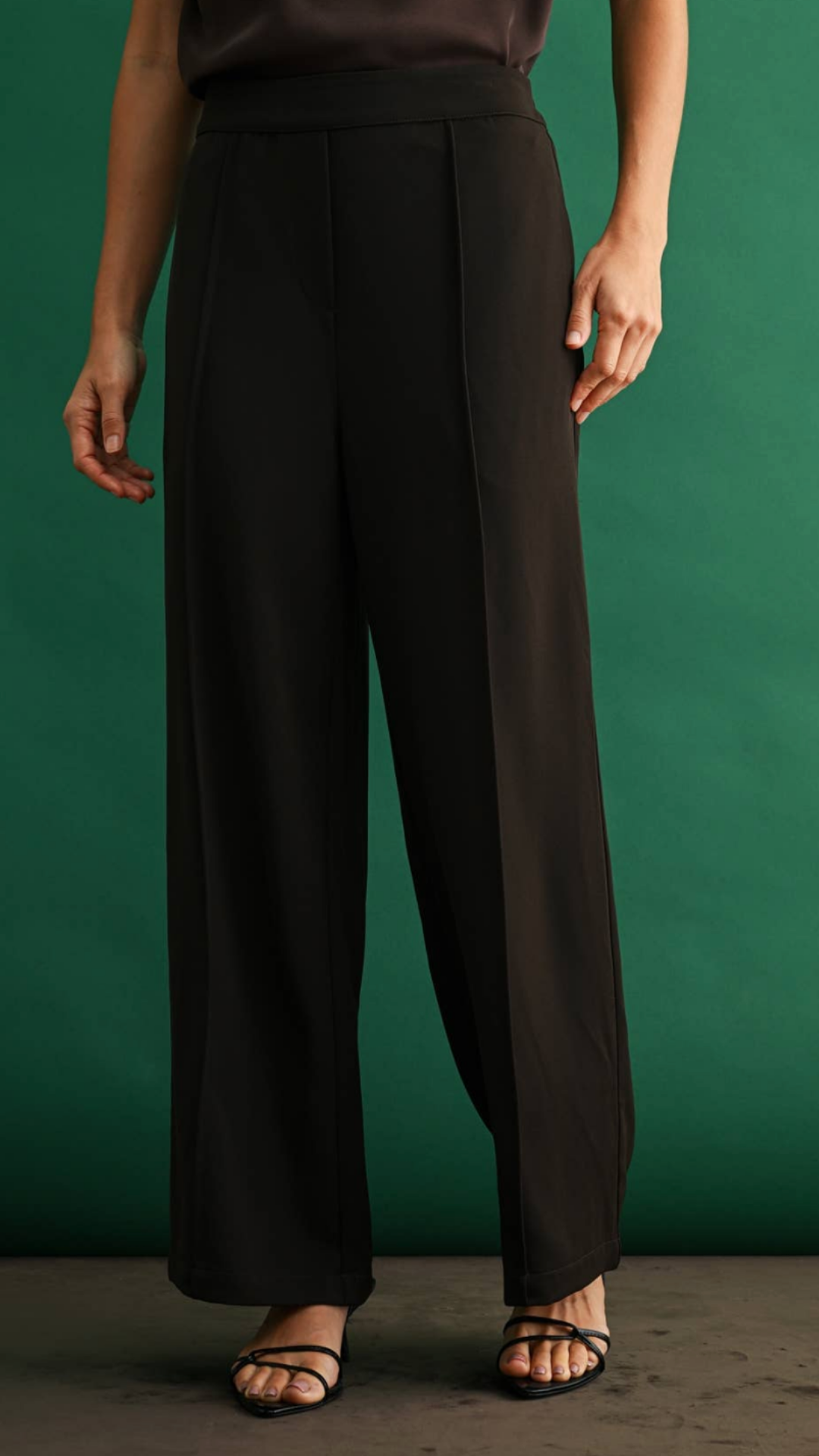 Chocolate Pintuck Elastic Waist Pants