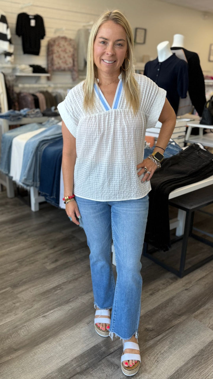 Contrast Trim Dobby Texture Top