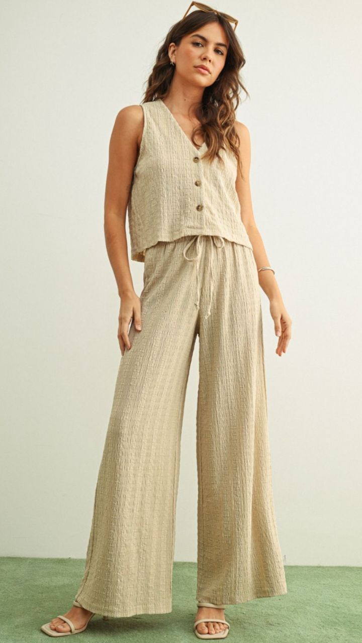 Tan Crinkled Fabric Sleeveless Button Front Top And Bottoms Set