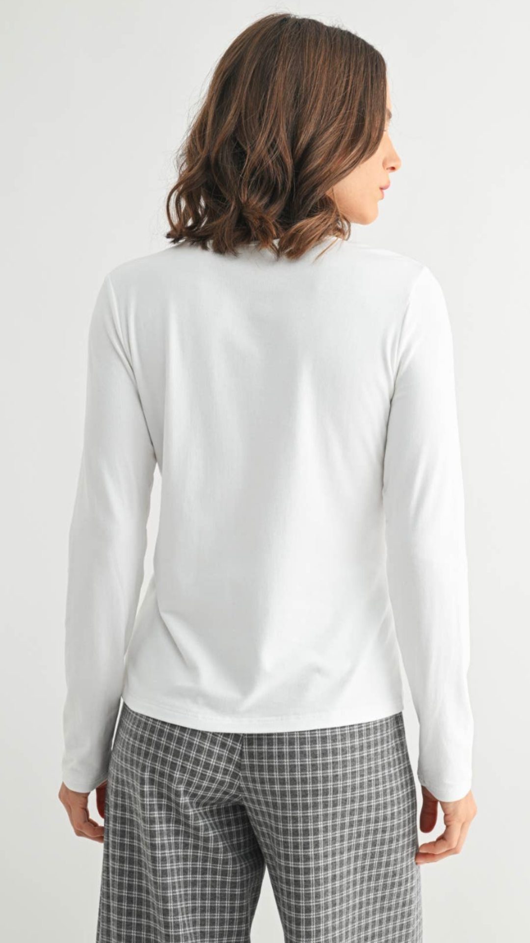White Round Neck Long Sleeve Top
