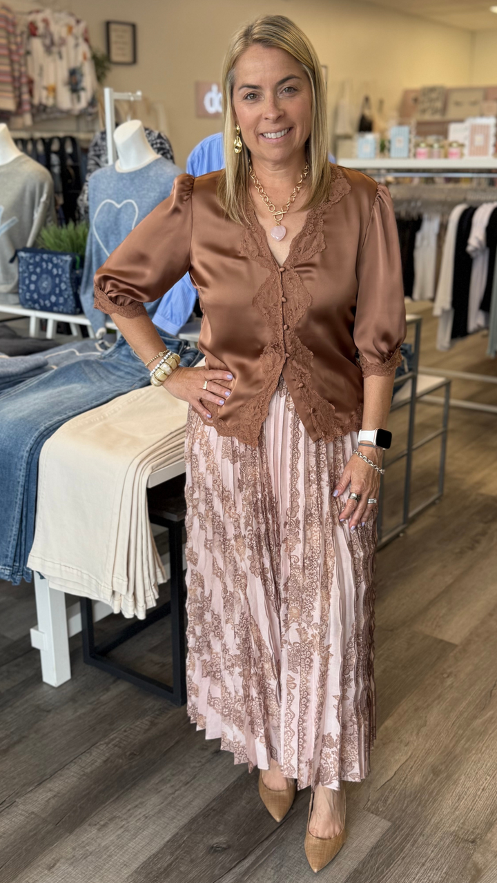 Mocha Mousse Floral Lace Blouse