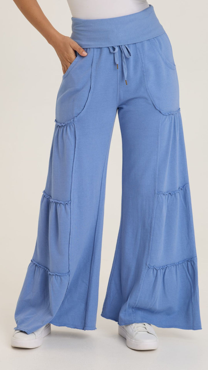 Shasta Lake Carola Side Tiered Wide Leg Fleece Pants