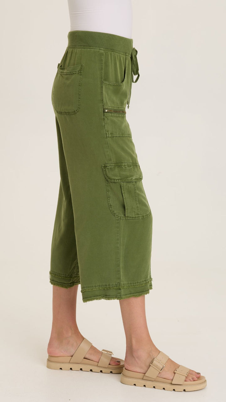 Apollo Pigment Bavo Classic Cargo Gaucho Crop