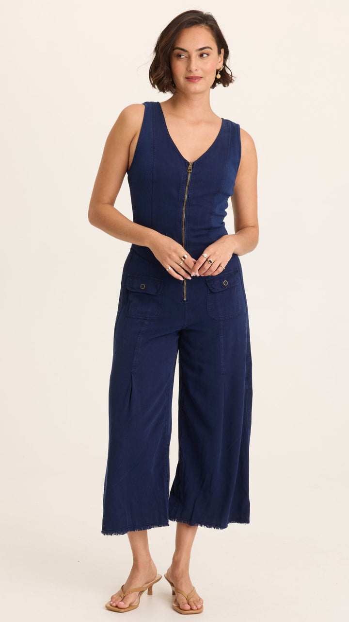 Airdale Pigment Linette Twill Zip Up V Neck Jumpsuit