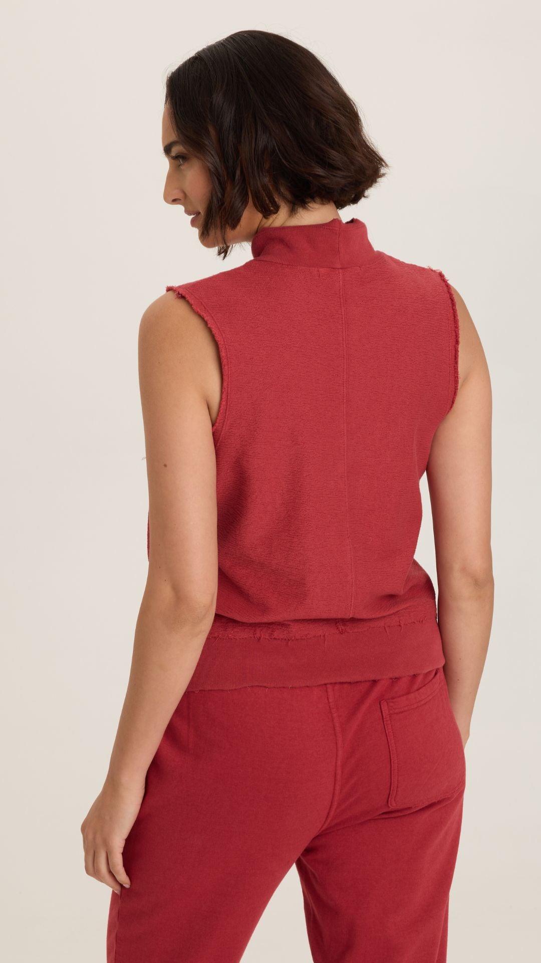 Corundum Isolde Mock Neck Crepe Knit Tank