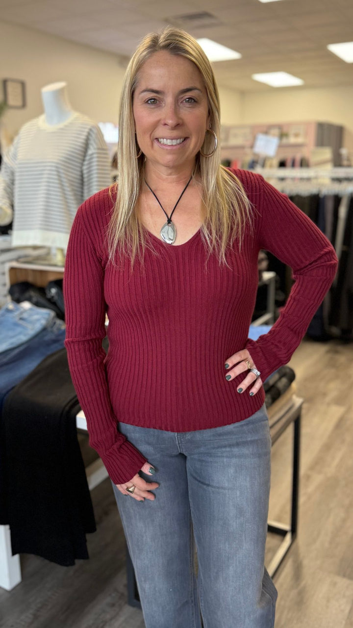 Red V Neck Fitted Light Sweater