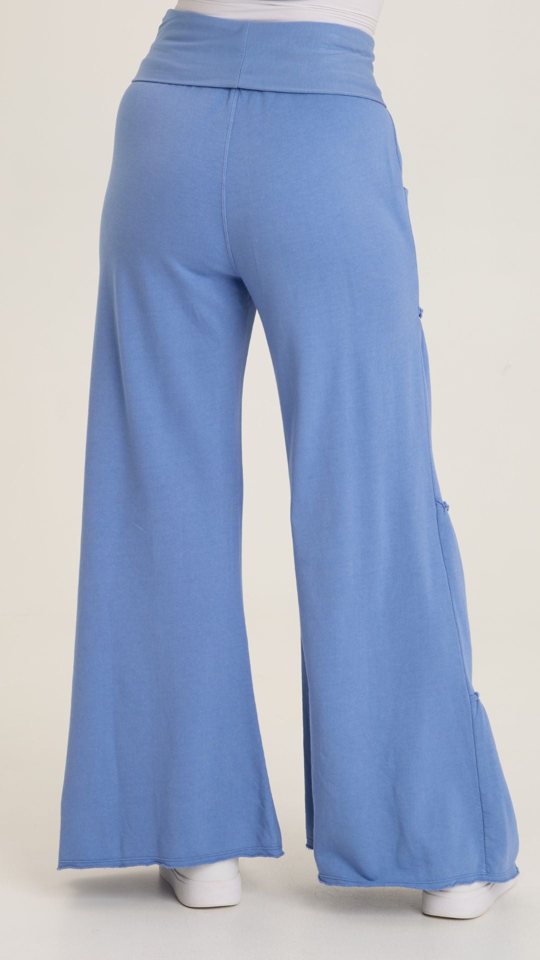Shasta Lake Carola Side Tiered Wide Leg Fleece Pants