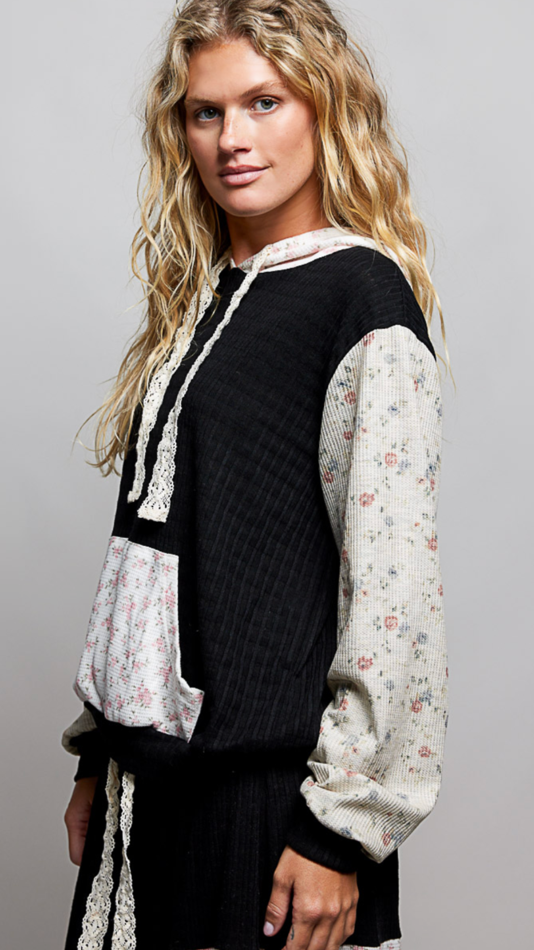 Black Multi Kangaroo Pocket Mixed Knit Contrast Sleeve Hooded Pullover