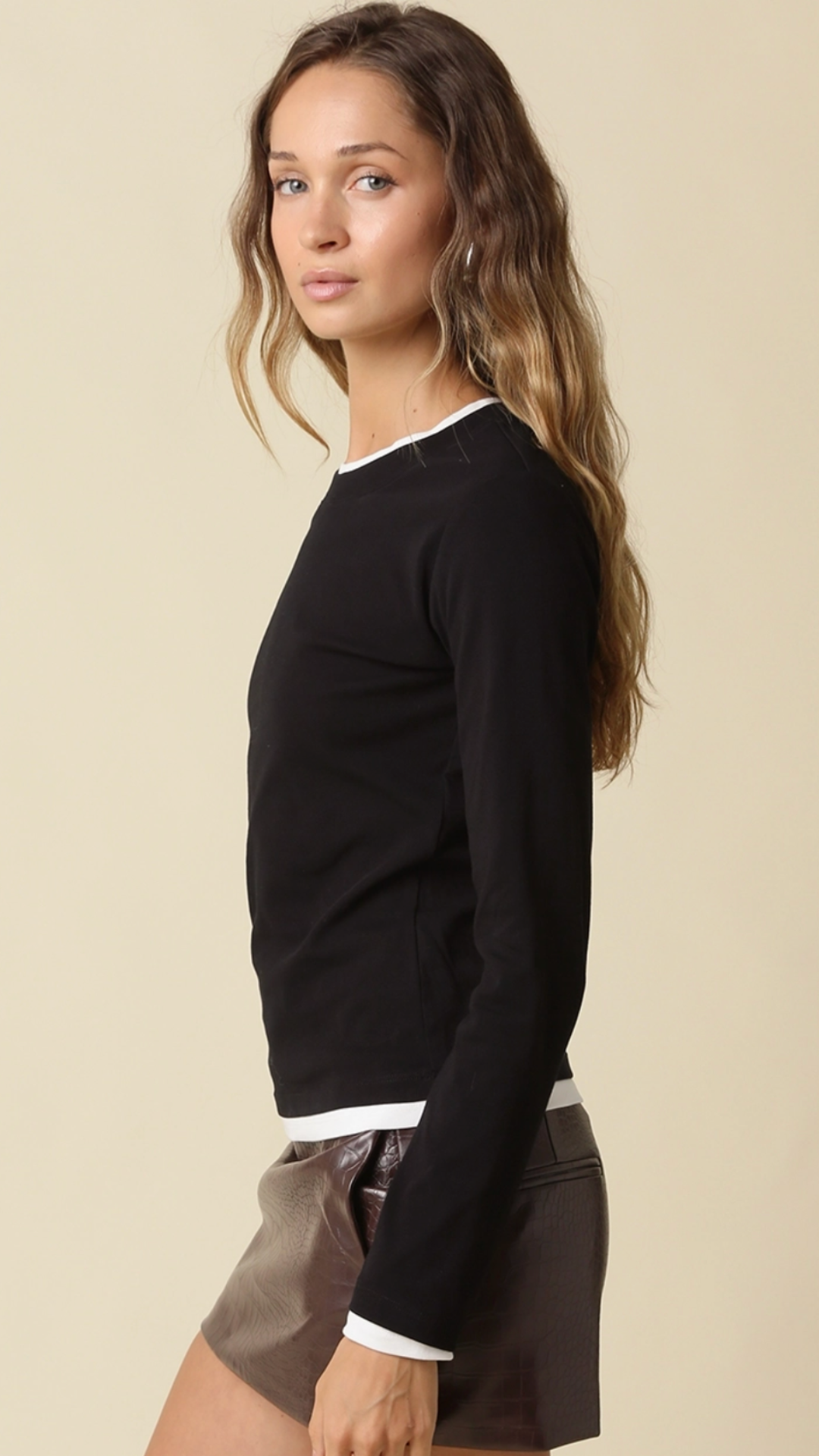 Black And White Contrast Trim Long Sleeve Top