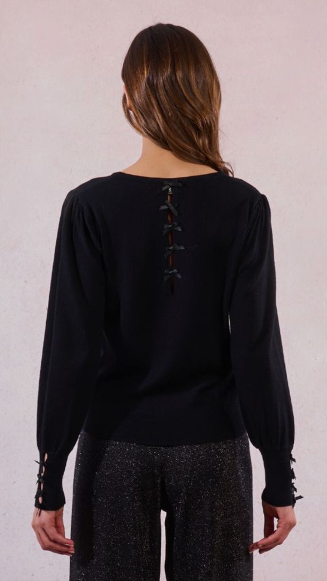 Bow Detail Long Sleeve Knit Top