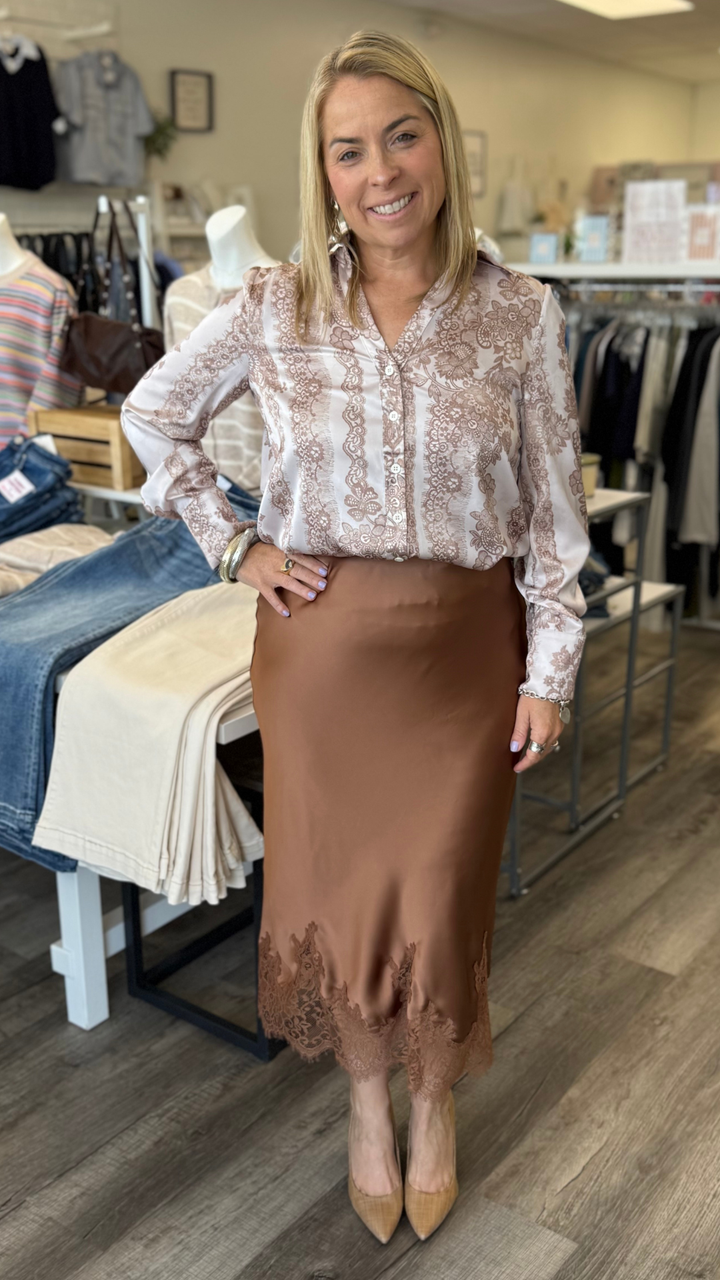 Floral Lace Pleated Back Blouse