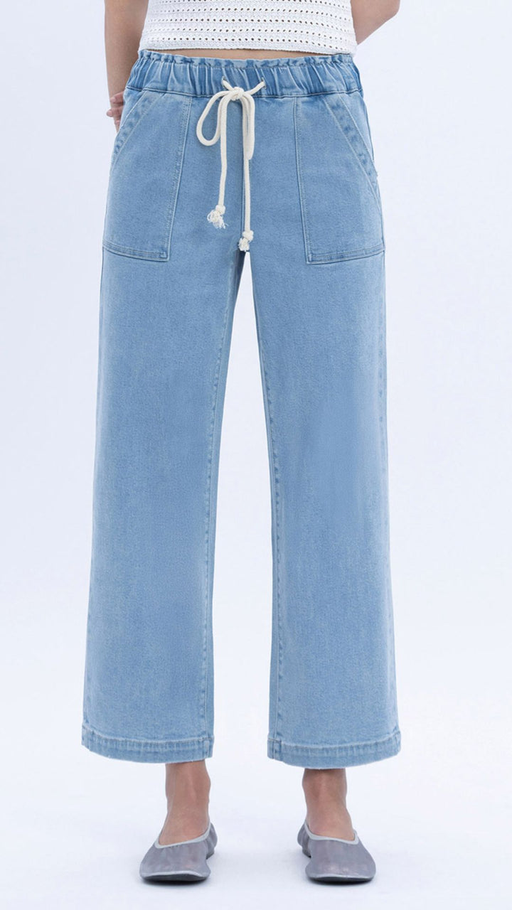 High Rise Light Wash Elastic Waistband Slim Wide Leg Jeans