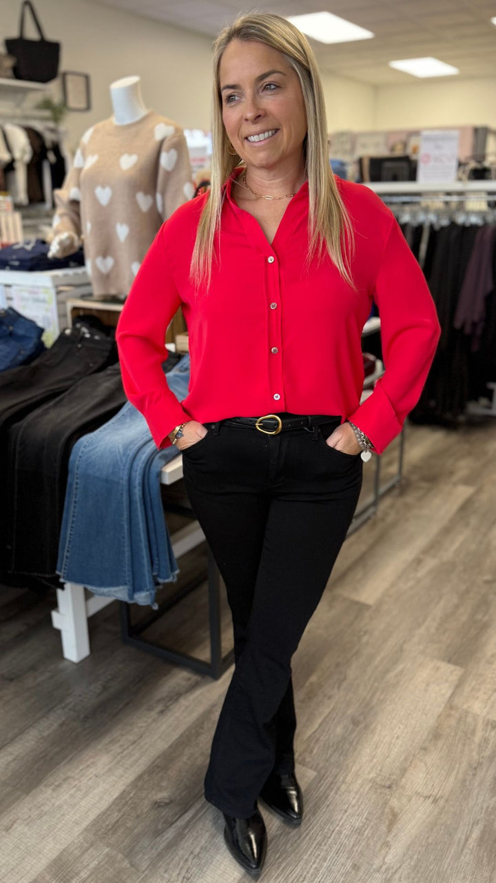 Red Quarter Sleeve Button Down Top