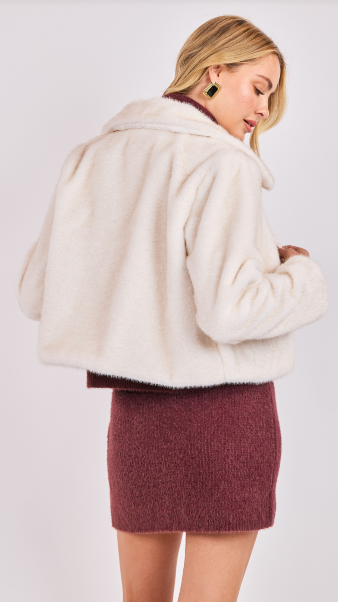 Ivory Short Fur Faux Coat