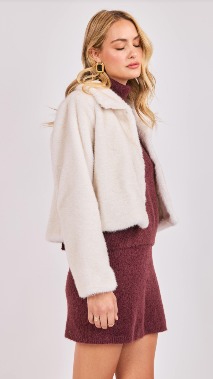 Ivory Short Fur Faux Coat