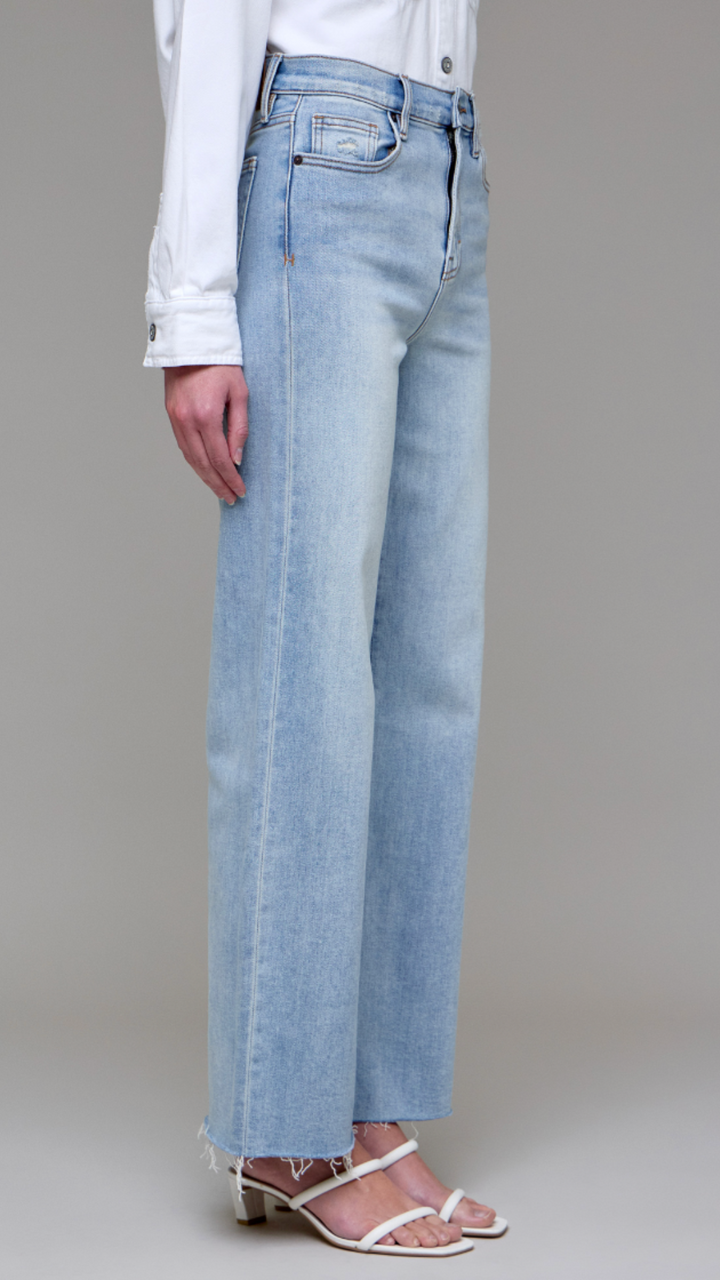LOGAN High Rise Light Wash Classic Stretch Dad Jean