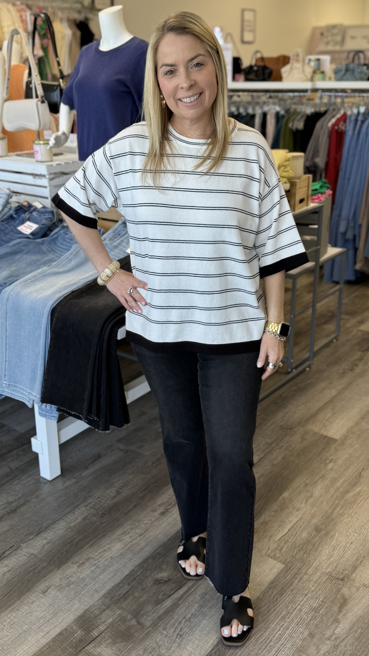 Crewneck Dropped Shoulder Stripe Tee