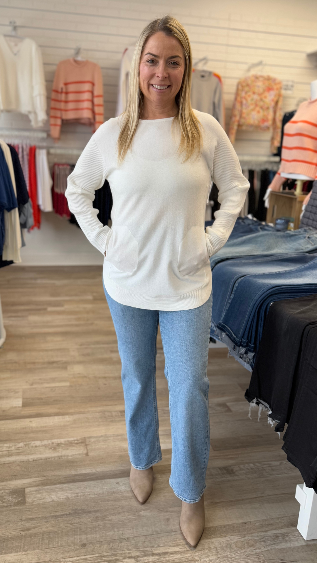 Cashmere Two Pocket Scoop Neck Long Sleeve