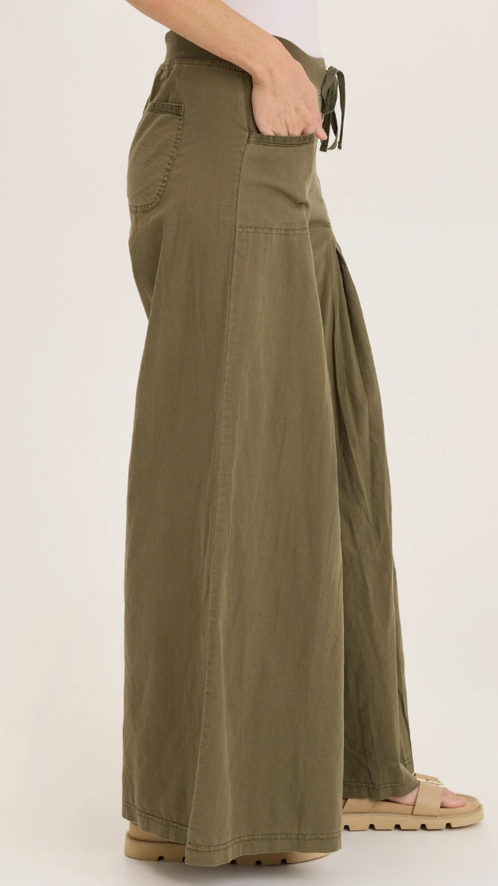 Kombu Pigment Zorba Linen Ultra Wide Leg Pants