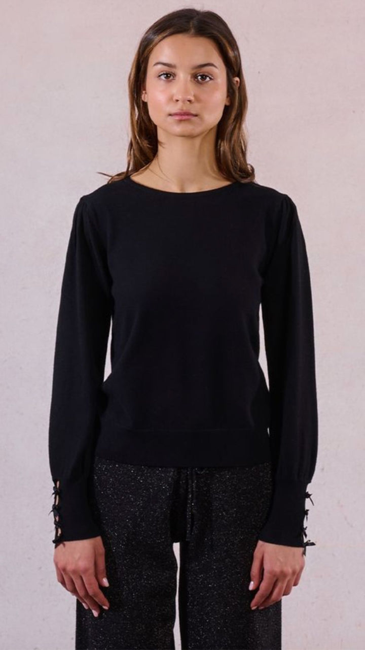 Bow Detail Long Sleeve Knit Top