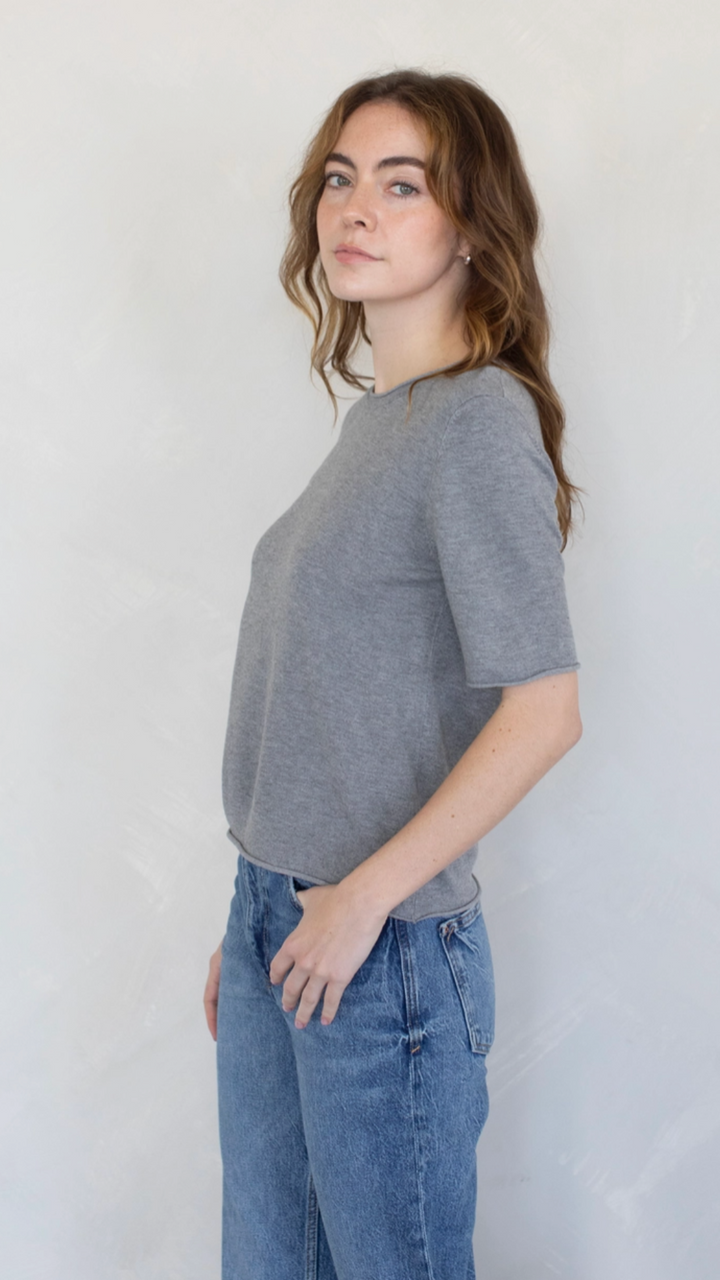 Gray Quarter Sleeve Knit Top