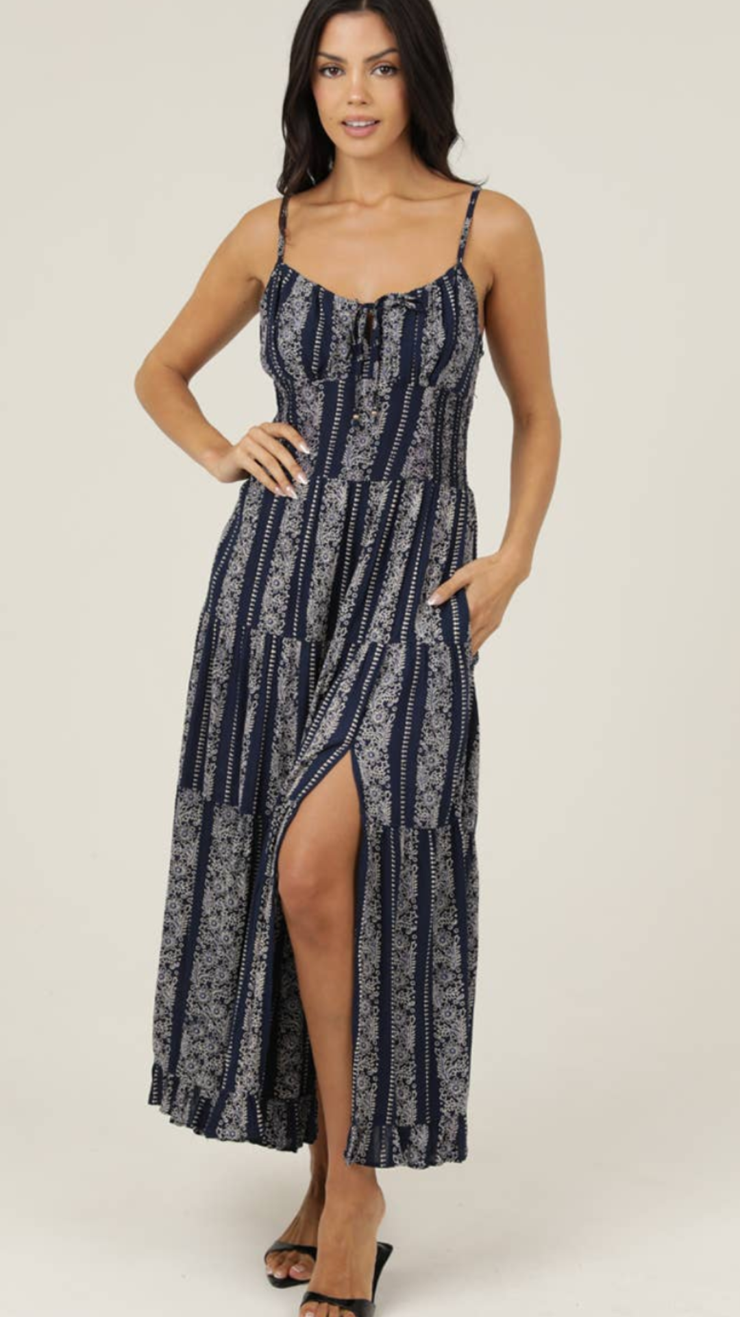 Scoop Neck Maxi Dress With Side Slit