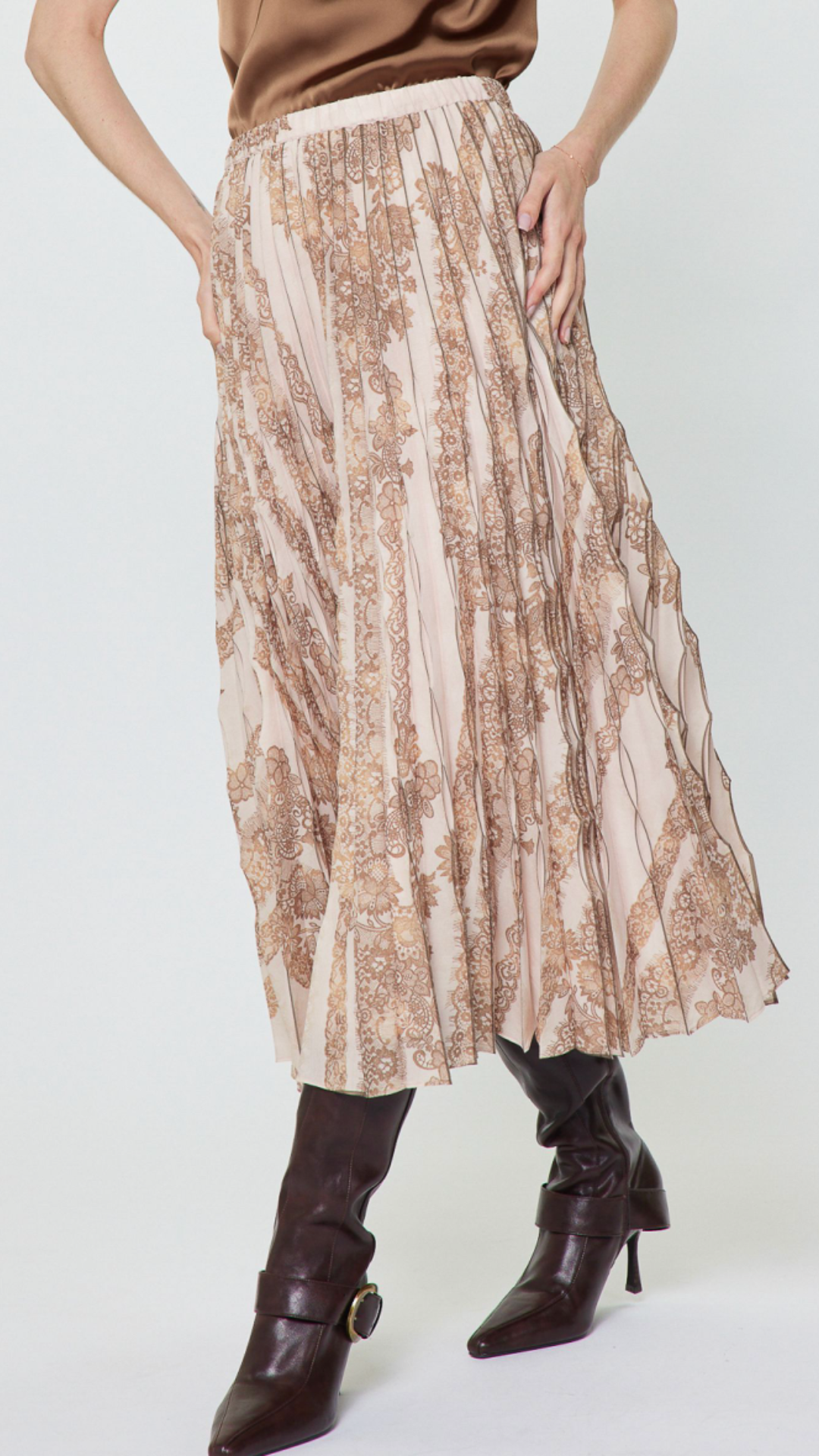 Blush Pink Floral Lace Pleated Skirt