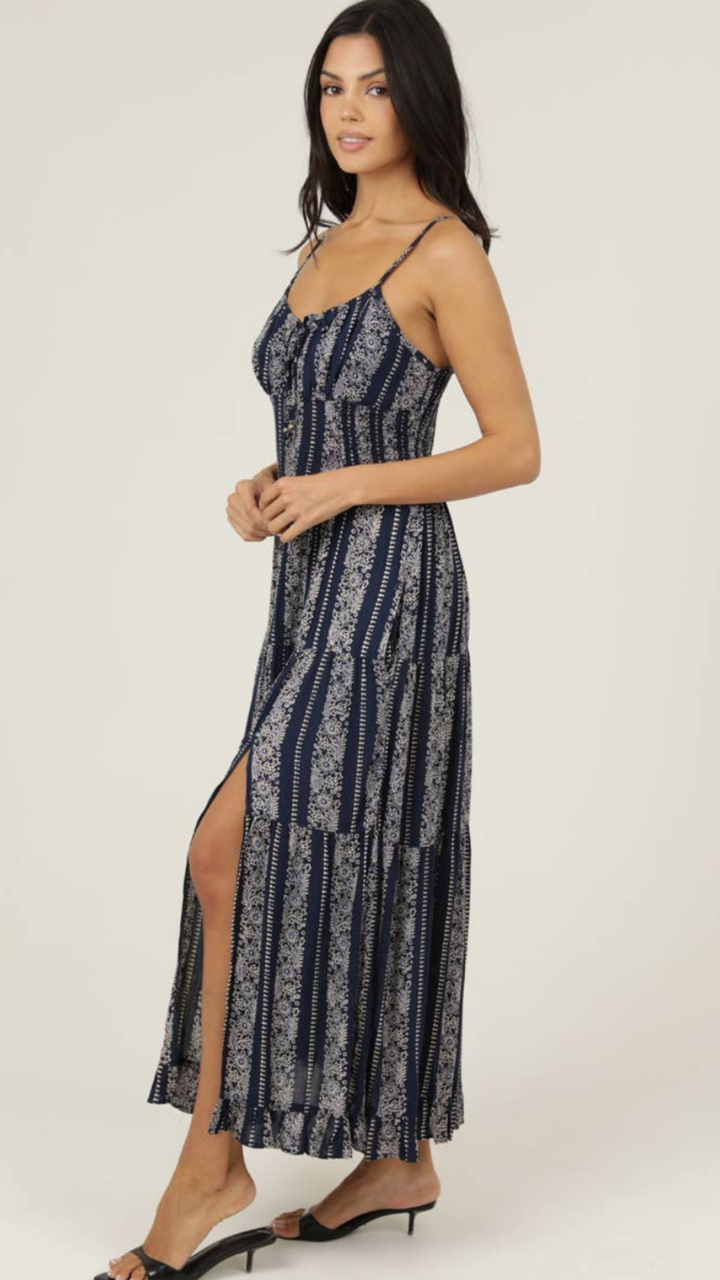 Scoop Neck Maxi Dress With Side Slit