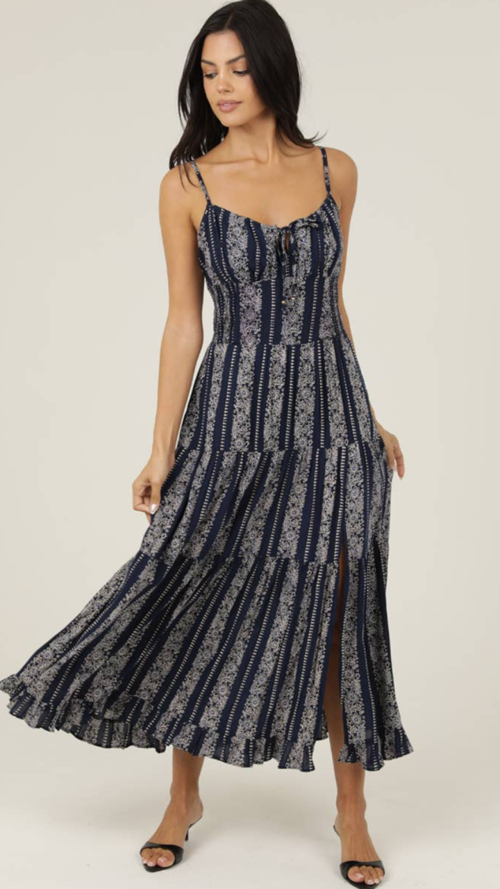 Scoop Neck Maxi Dress With Side Slit