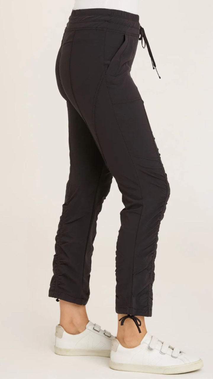 Black Jules Active Ruched Drawstring Stretch Pants