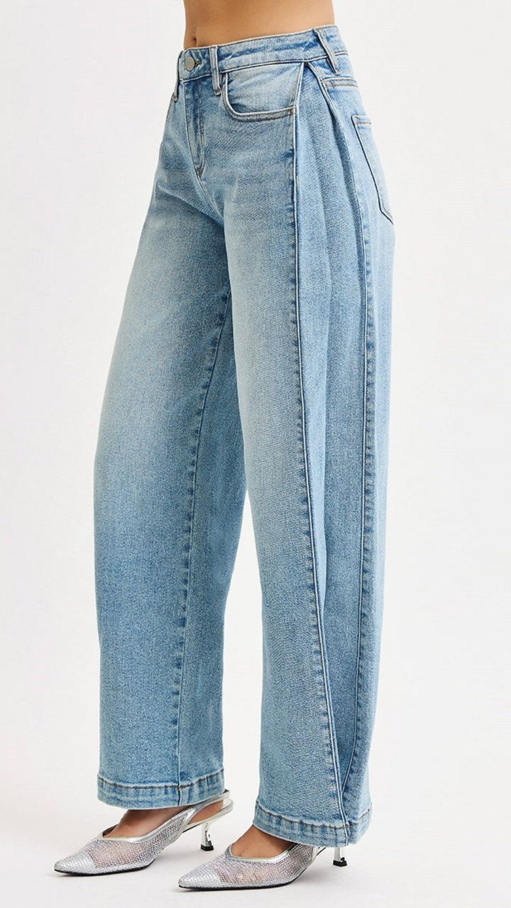 Mid Rise Light Wash Wide And Barrel Jeans