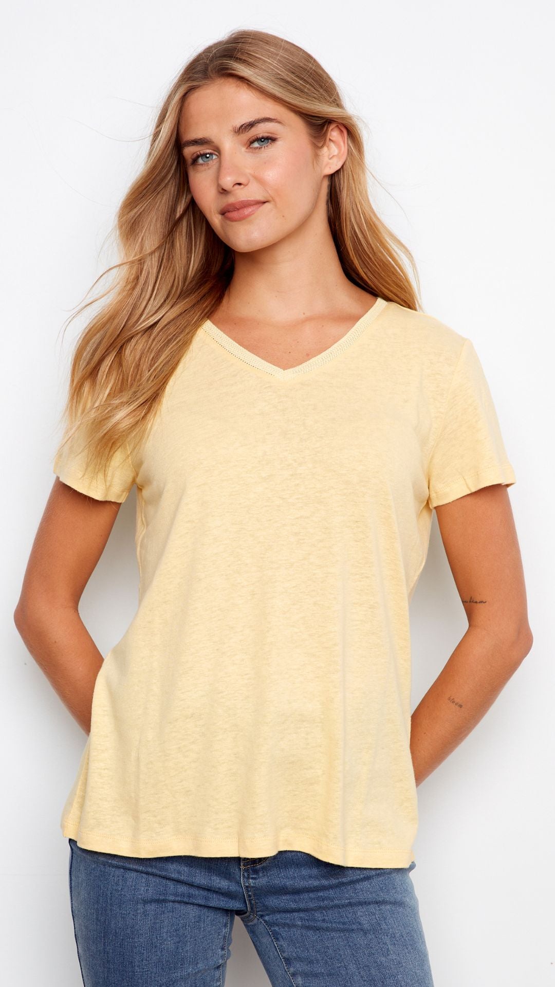 Sunshine Linen Blend V Neck Tee