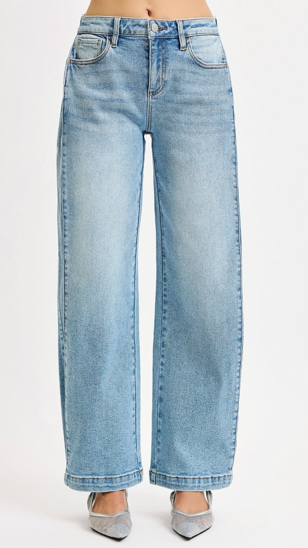 Mid Rise Light Wash Wide And Barrel Jeans