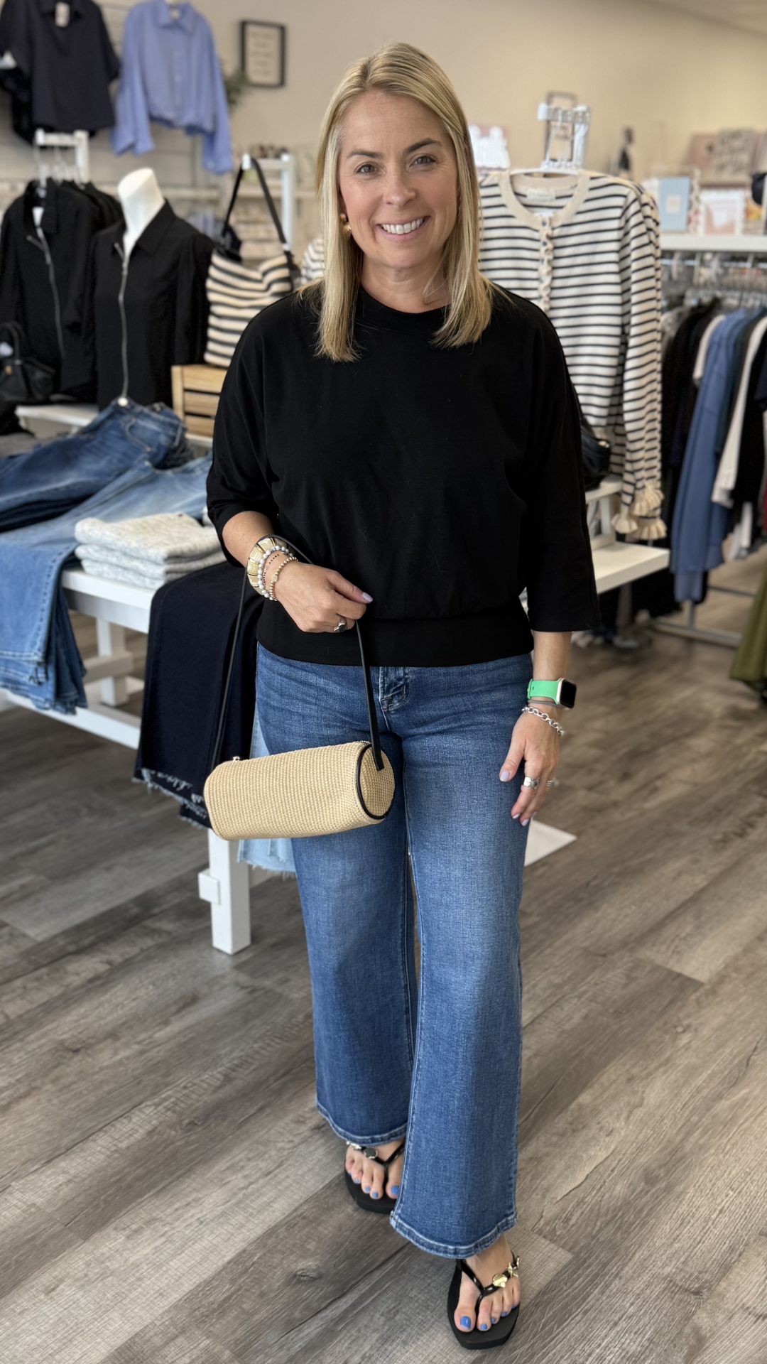 Black Quarter Sleeve Top
