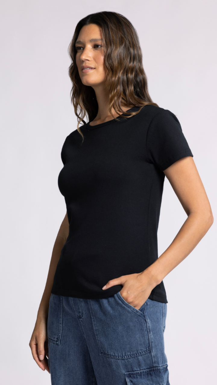 Black Tee
