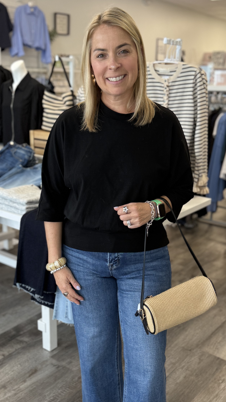 Black Quarter Sleeve Top