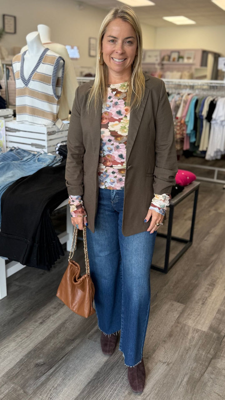 Backyard Ruched Sleeve Linen Blazer