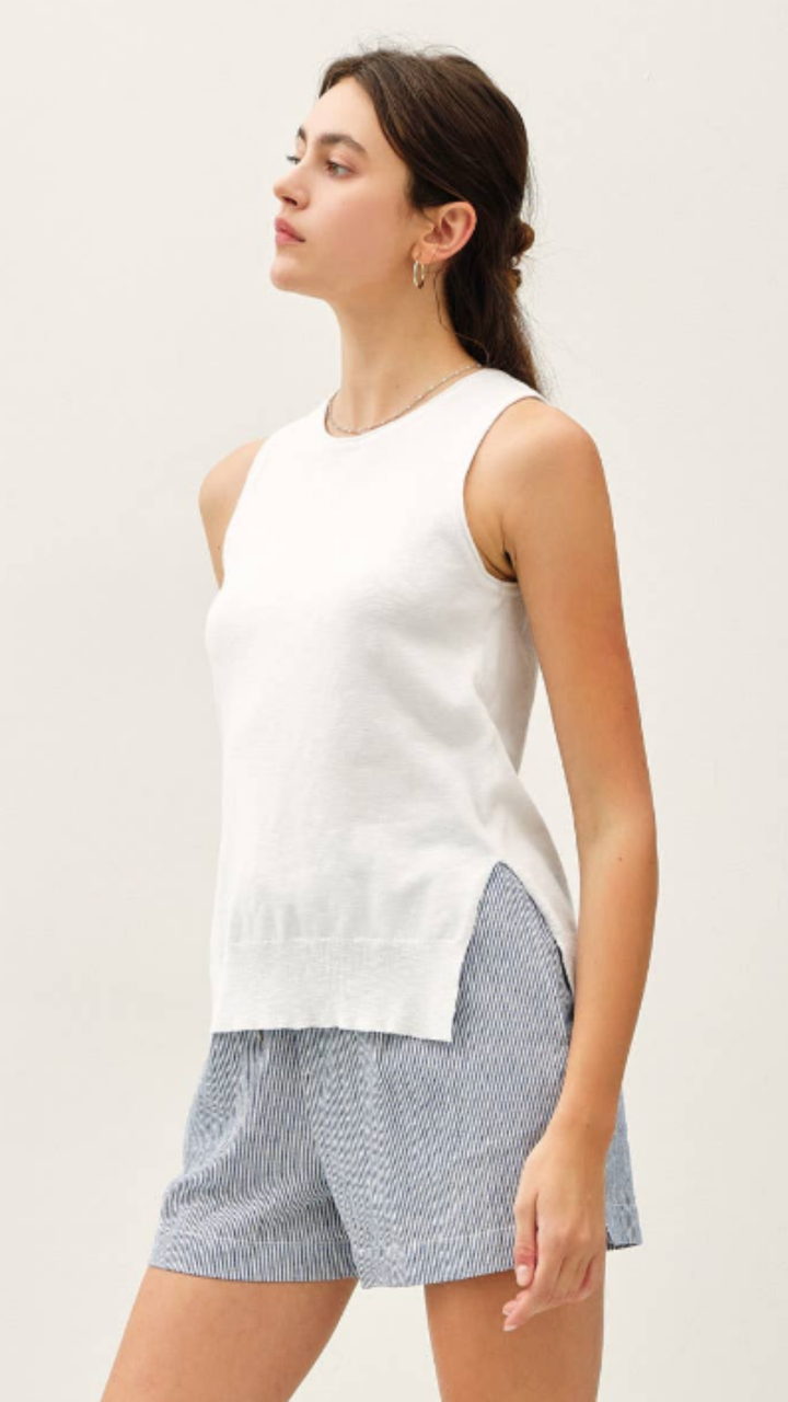 Classic Pullover Raw Seam Detail Knit Tank