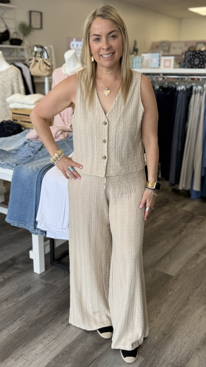 Tan Crinkled Fabric Sleeveless Button Front Top And Bottoms Set