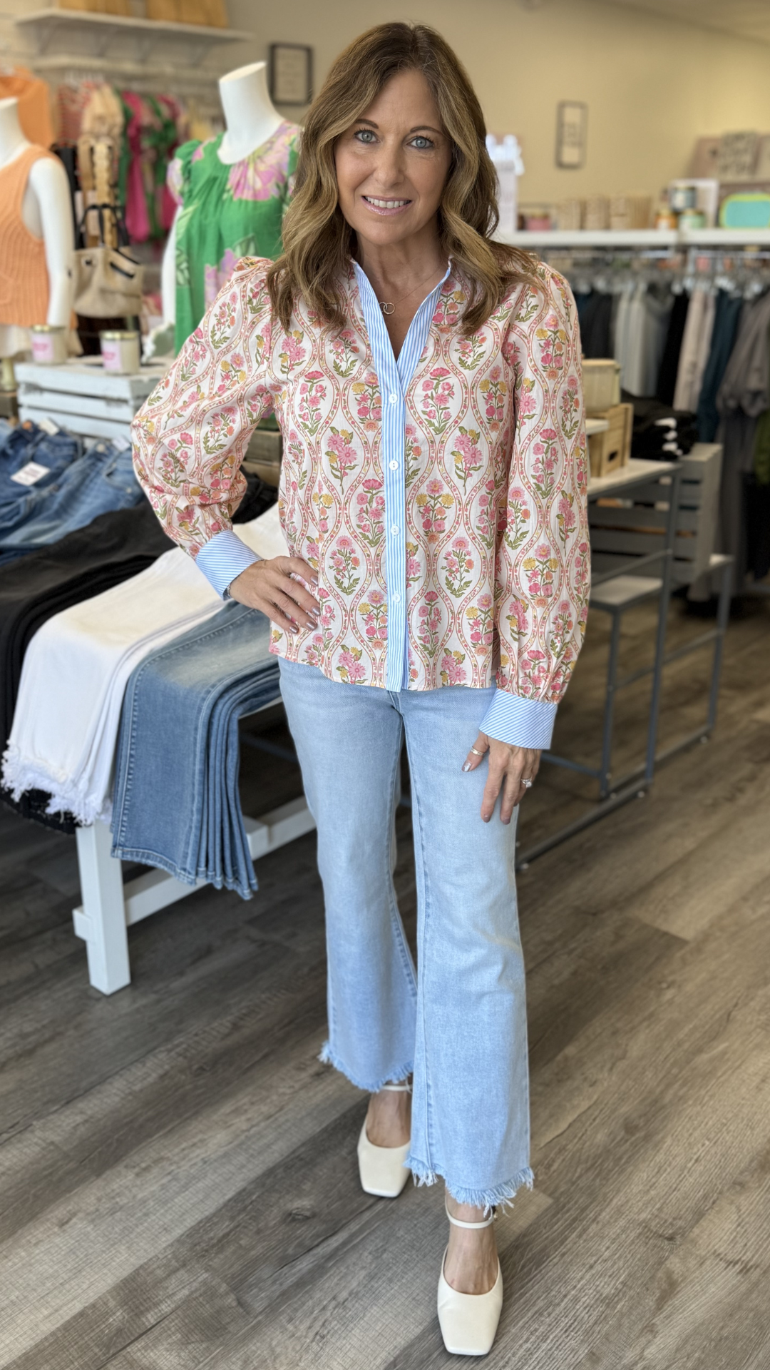 Long Sleeve Floral Contrast Trim Top