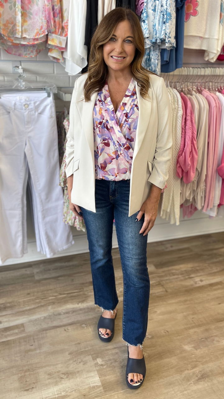 Floral Pleated Sleeveless Blouse