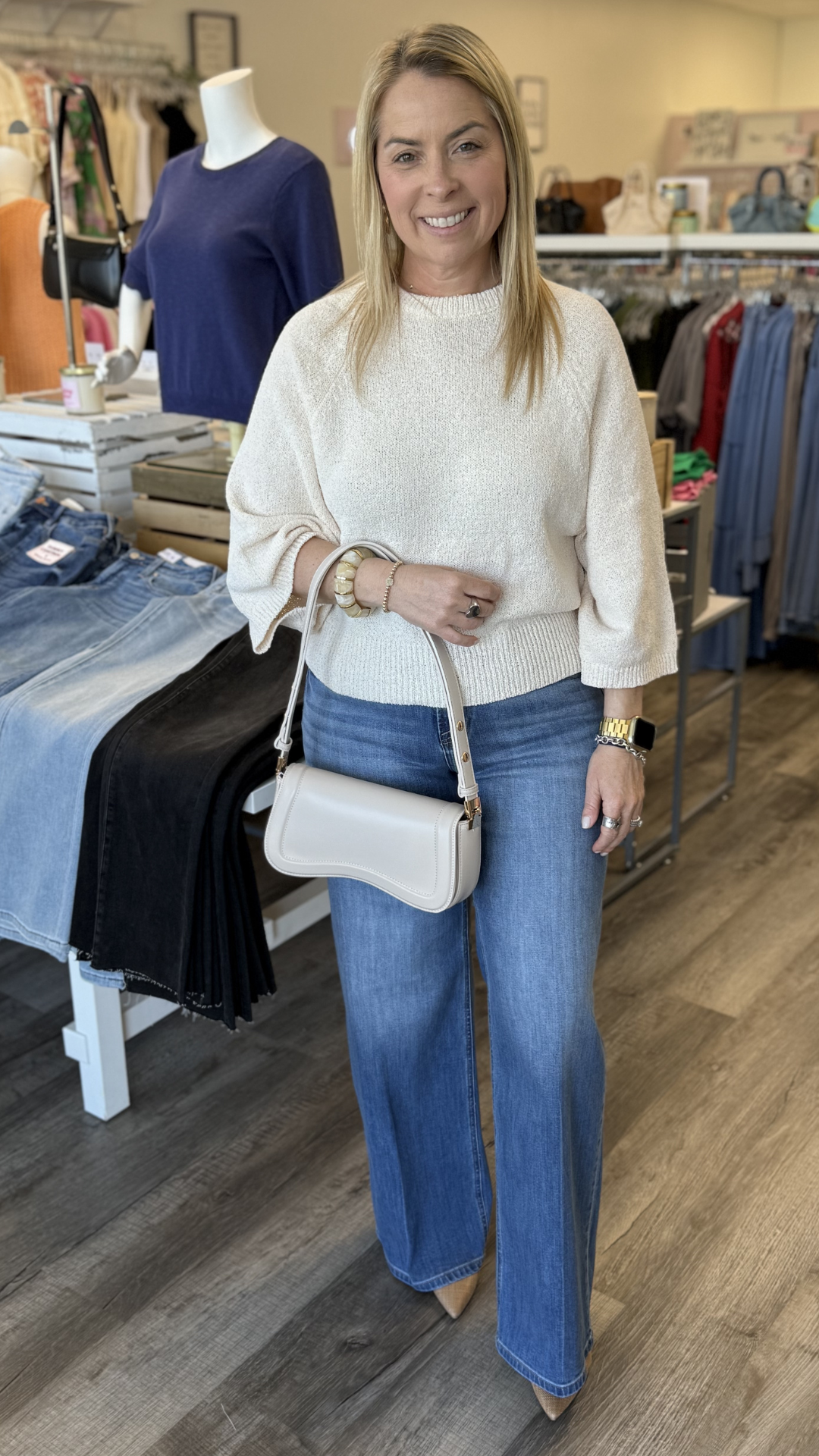 Cream Round Neck Quarter Sleeve Knitted Top