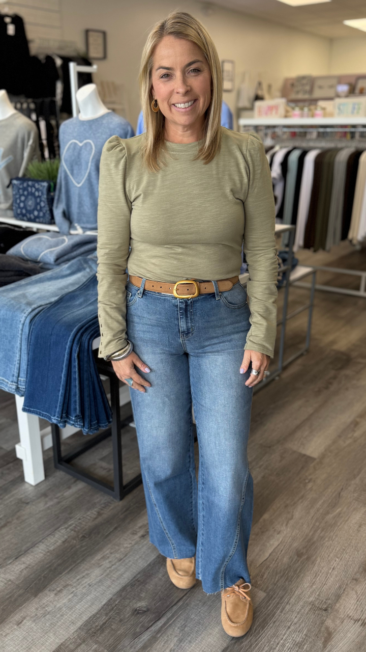 Mid Rise Medium Wash Silk Ankle Straight Jeans With Seam Detail