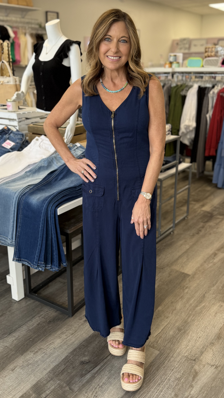 Airdale Pigment Linette Twill Zip Up V Neck Jumpsuit